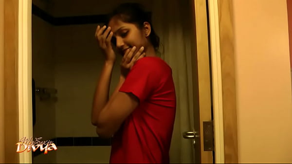 Super Hot Indian Babe Divya In Shower – Indian Porn