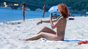 Sweet Hot Nudist Teen Jumps in The Water
